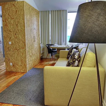 Lejlighed Three & Bedrooms